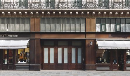 Shop window Eric Bompard – rue Scribe - Paris